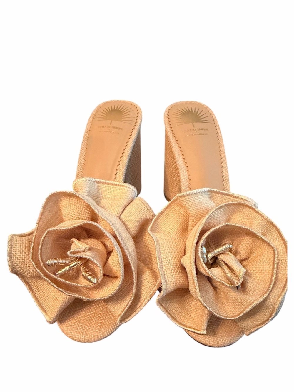 Antonio Melani “Blake” Flower Ornament Dress Slide with Chunky Heel. Size 8.5